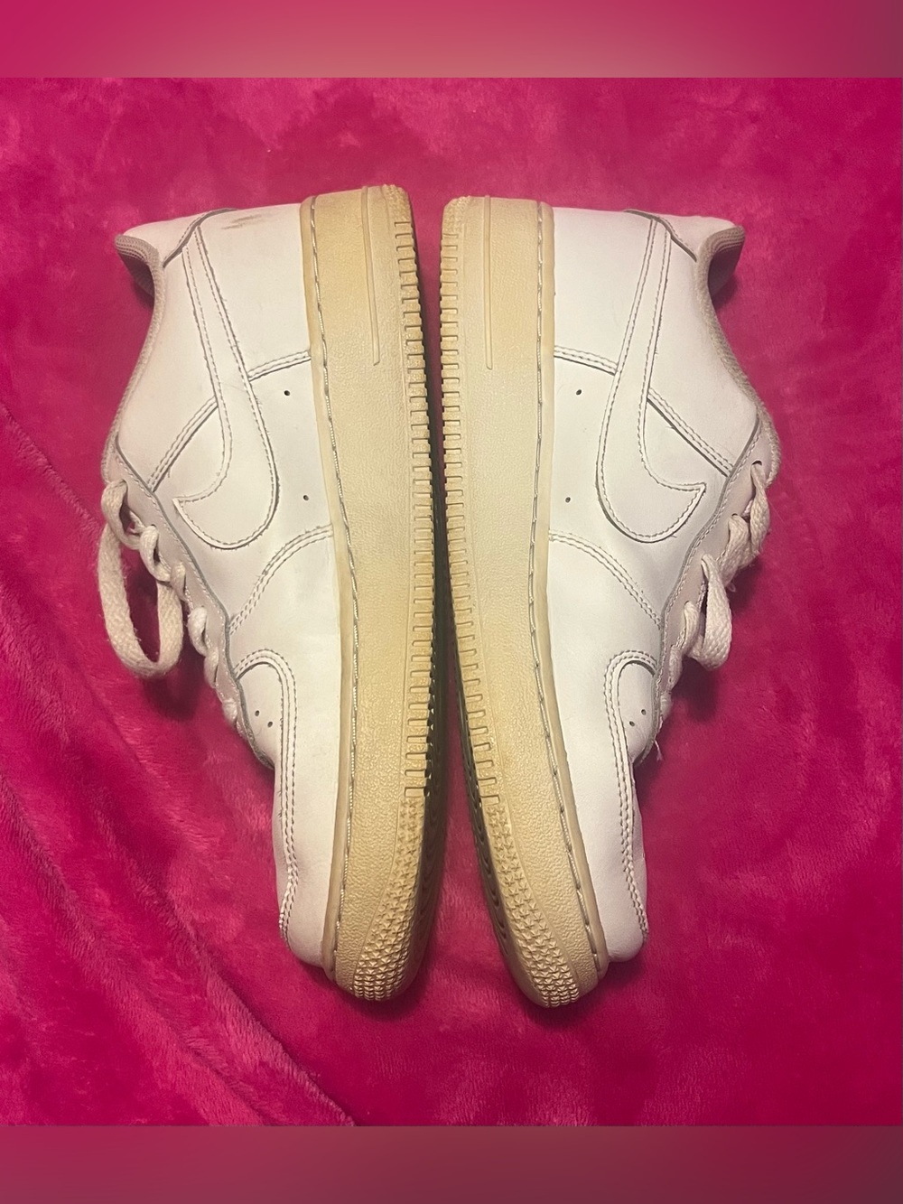Nike Air Force 1 Low Tops ~ 6.5Y